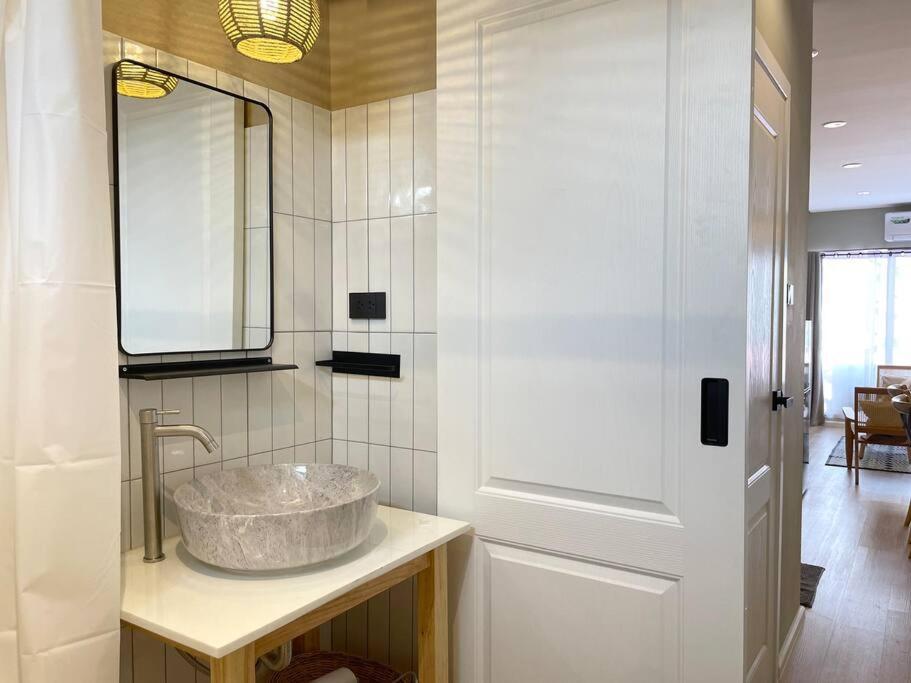 Velin Khaosan - 4th Floor With 2bedrooms Bangkok